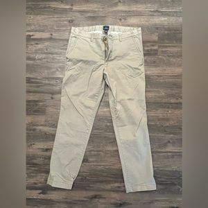 Men’s size 34 Gap khakis